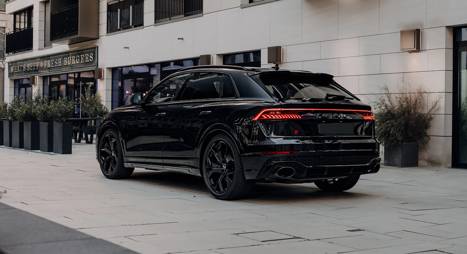 Audi RSQ8 mieten
