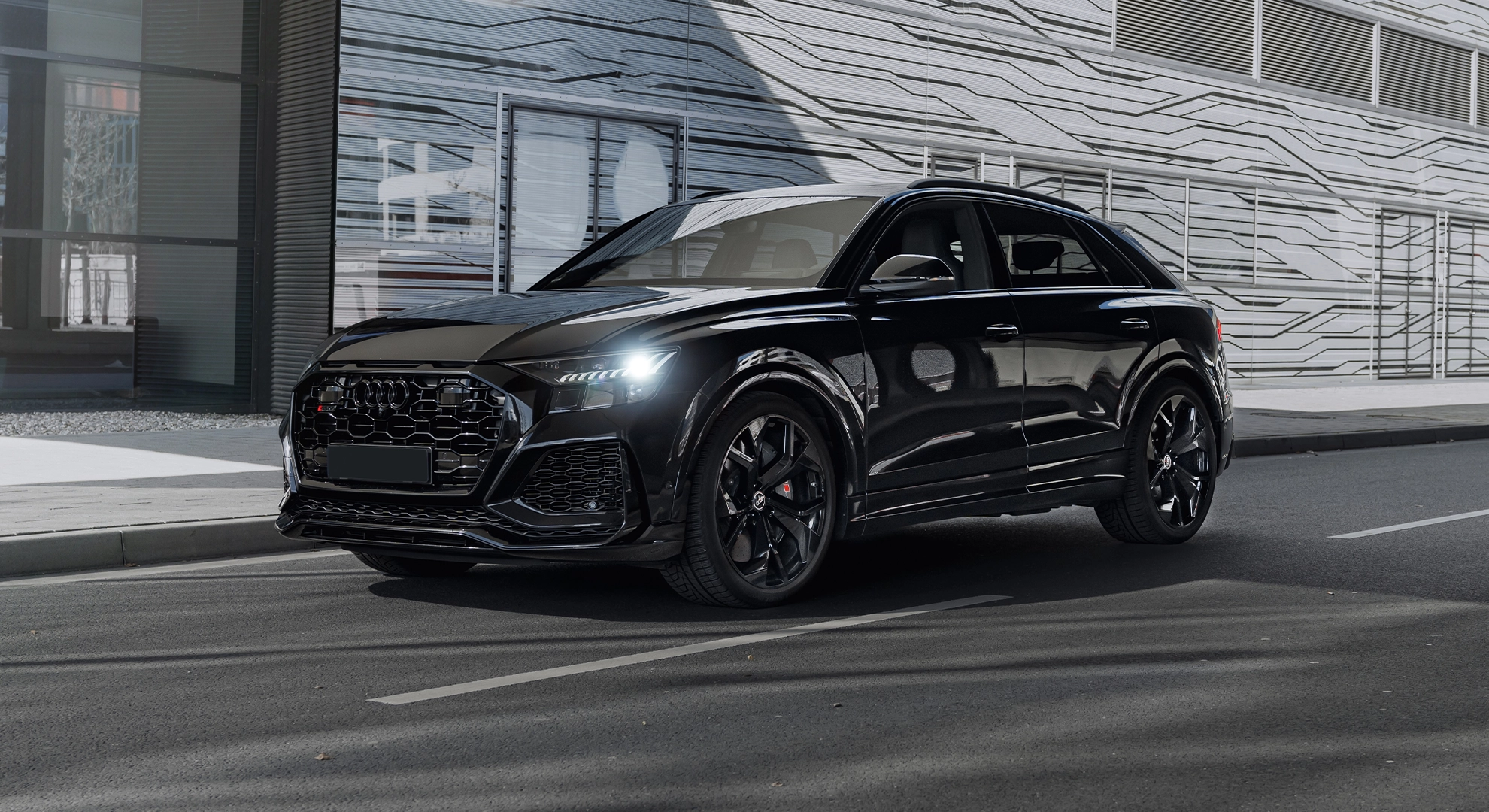 Audi RSQ8 mieten